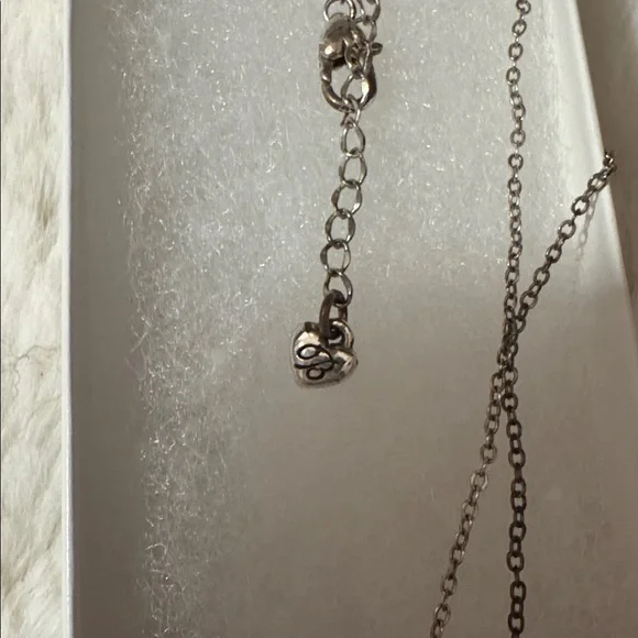 Brighton Necklace - Silver/White/Blue - Picture 4 of 5